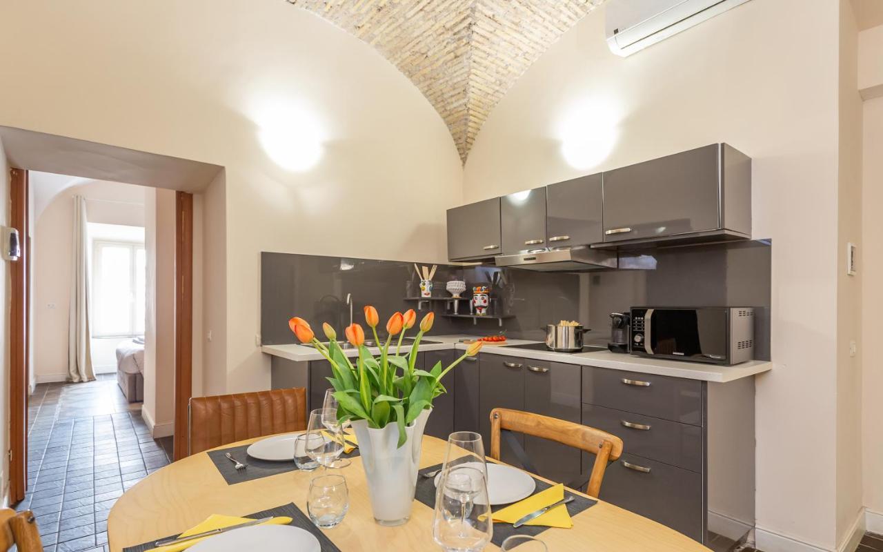 Daplace - Lucia Apartment Roma Ngoại thất bức ảnh